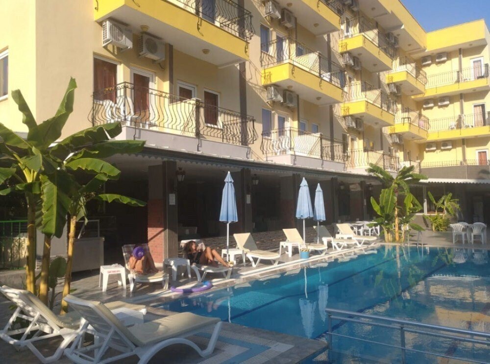 Апартаменты Beldibi Santana Hotel 3*