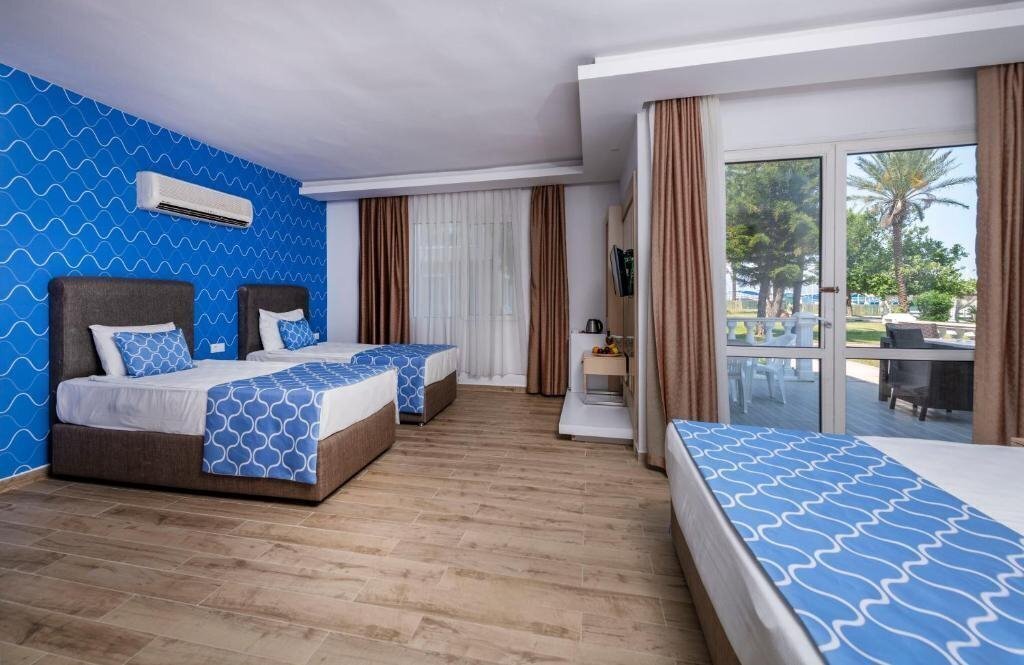 Вид Amara Comfort Resort (ex. Amara Comfort Kemer, Loxia Hotels Comfort Resort Kemer) 5*