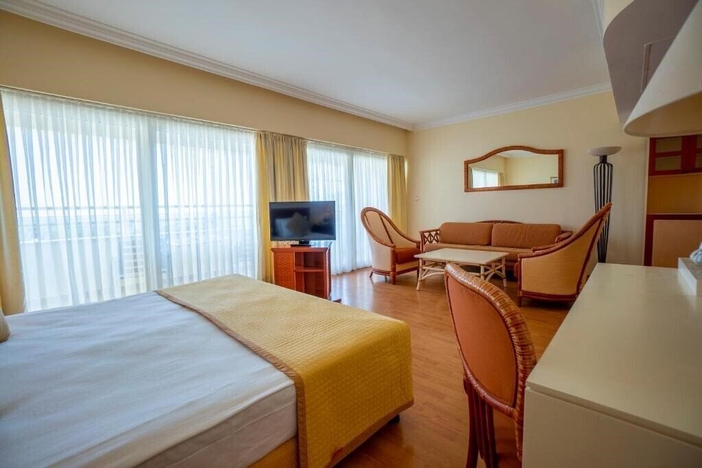 Территория Presa Di Finica (ex. Tui Fun & Sun Club Di Finica) 5*