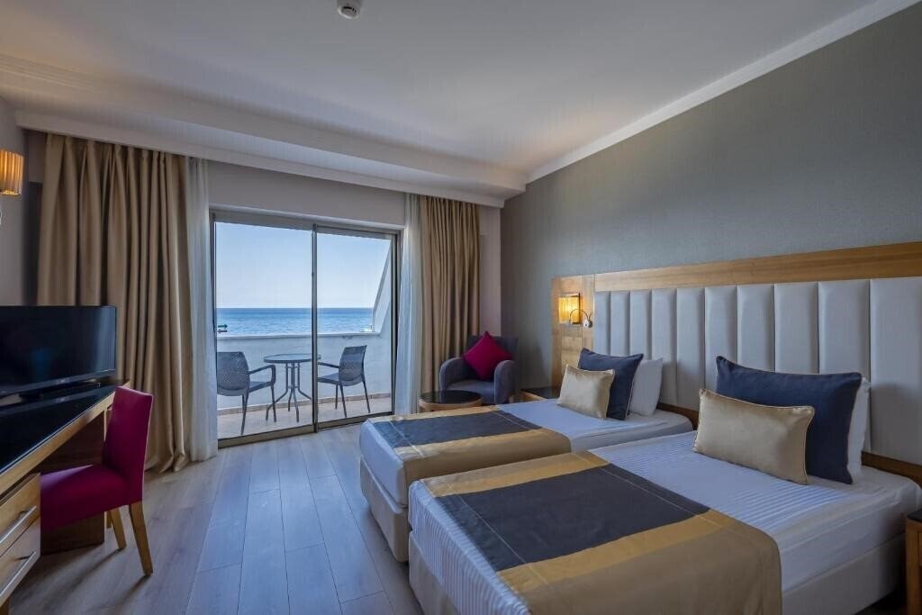 Картинка Sunland Resort Hotel Kemer 5*