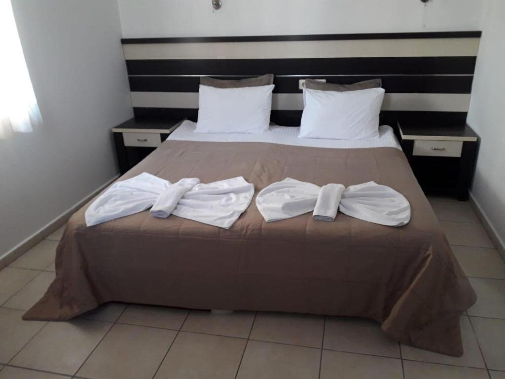 Панорама Savrose Suite Hotel 3*