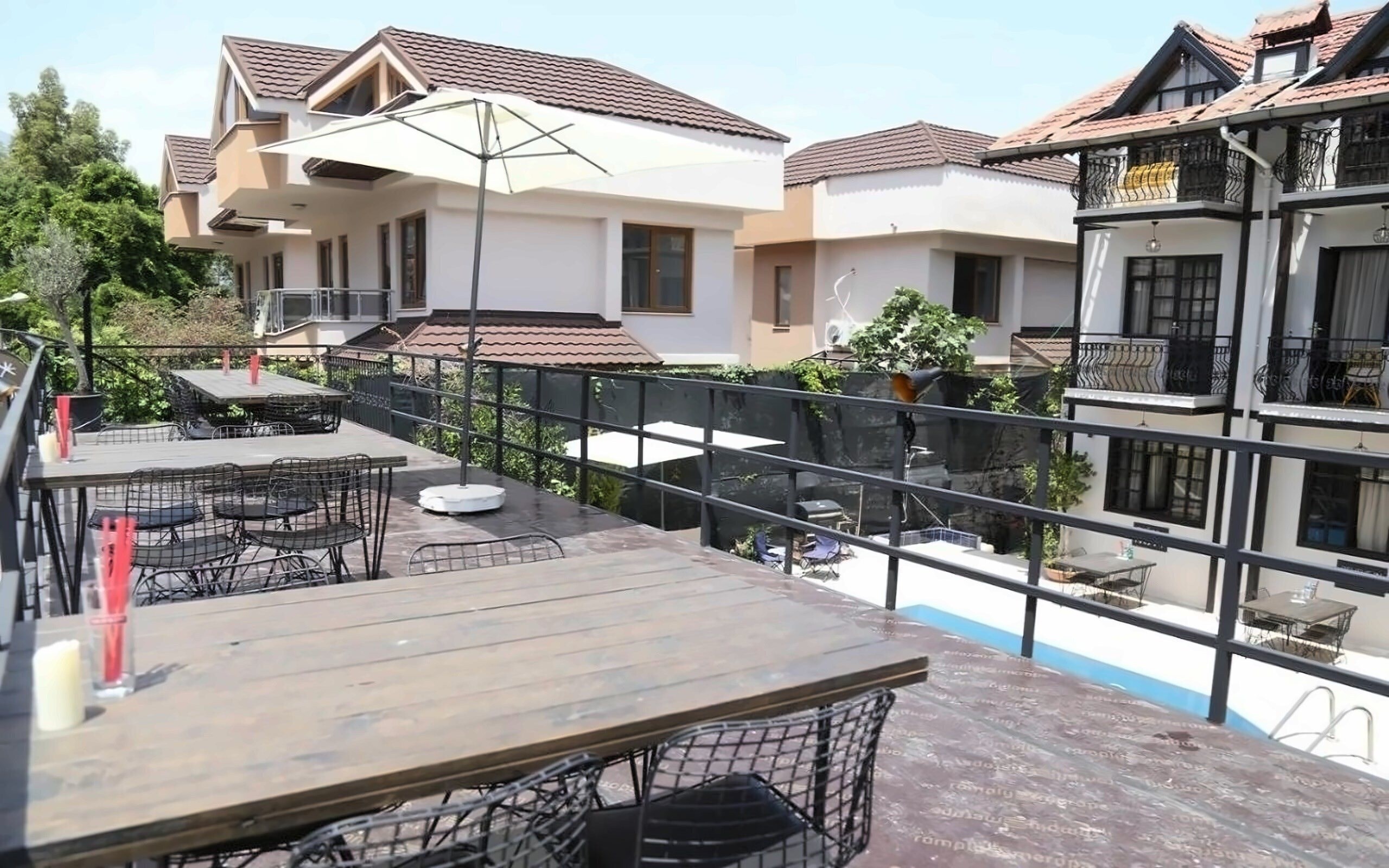 Вид Derin Luxury Hotel 3*