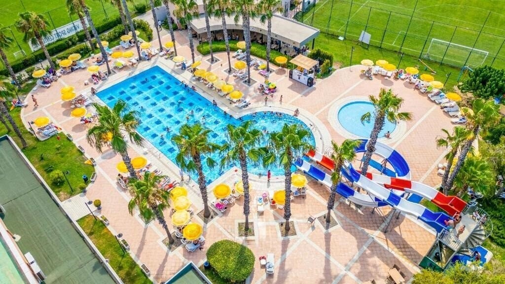 Апартаменты Viking Park Hotel 4*