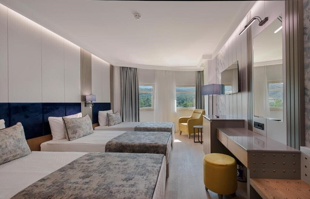 Панорама Sealife Kemer Resort Hotel (ex. PGS Rose Residence Beach) 5*