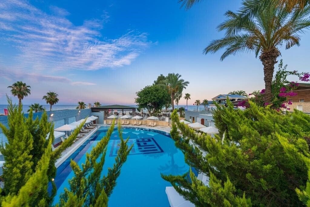 Картинка Sealife Kemer Resort Hotel (ex. PGS Rose Residence Beach) 5*