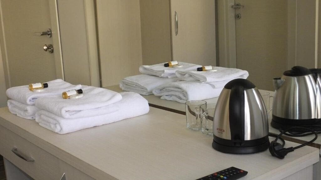 Панорама Kemer Pansiyon (ex. Kemer Hostel) 3*