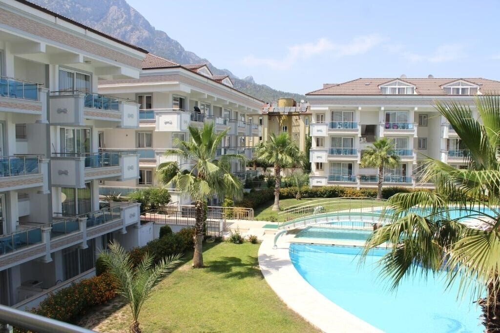 Фотографія Tebriz Apart Hotel 3*