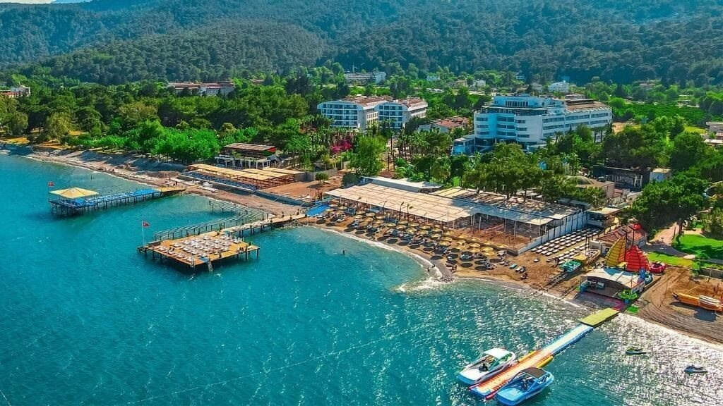 Отель Get Enjoy Hotel 4*