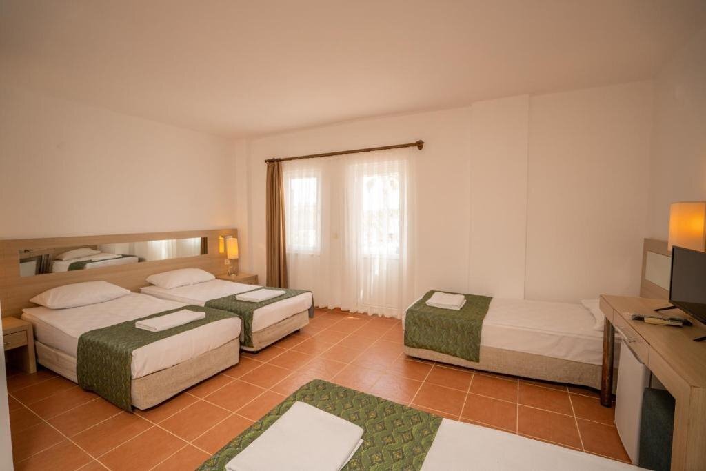 Территория Malibu Garden Hotel (ex. Malibu Resort Hotel) 3*