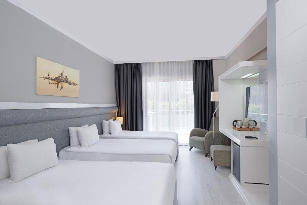 Фото Dedeman Kemer Resort 5*