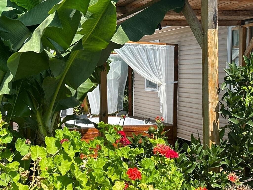 Вид Kiris Garden Hotel 3*