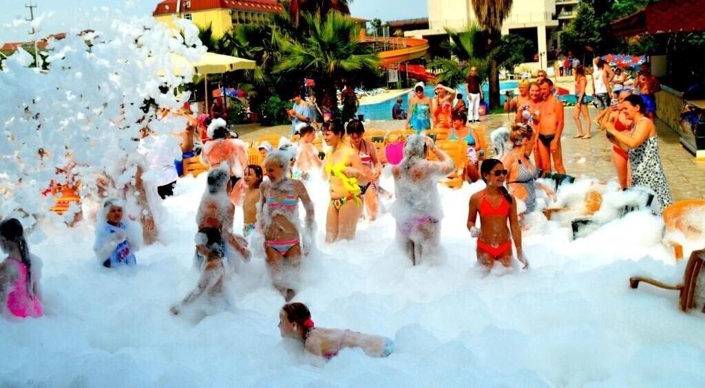 Территория Magic Sun Hotel 4*