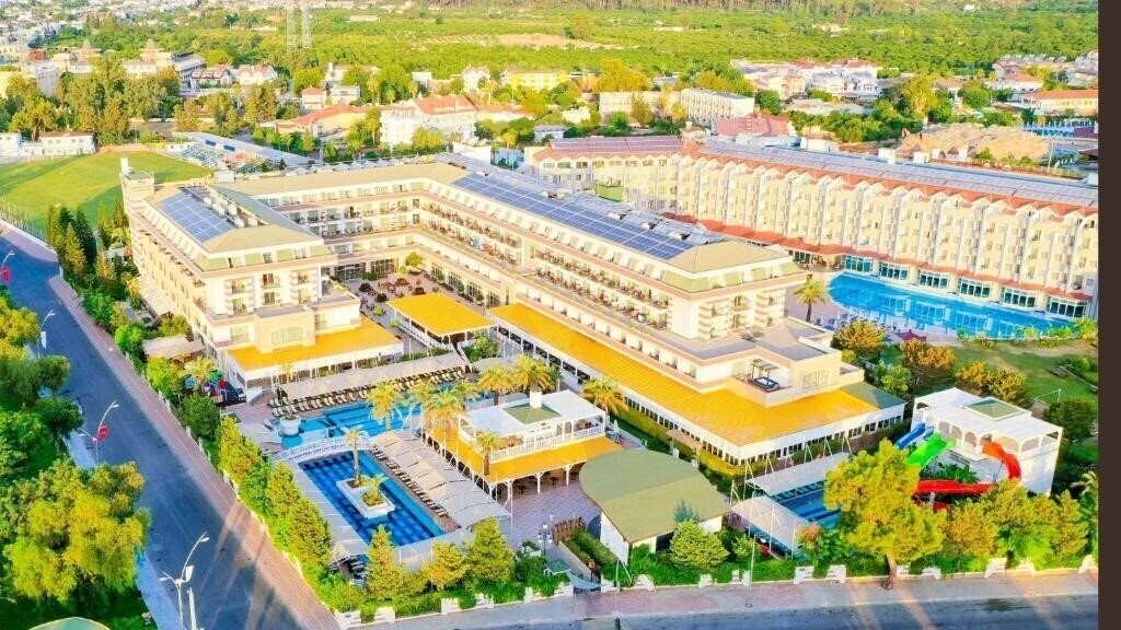 Вид Crystal Hotels De Luxe Resort & SPA 5*