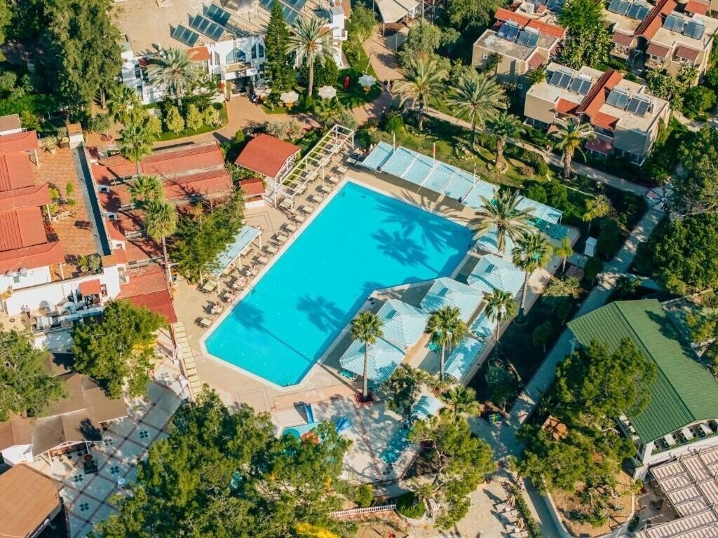 Панорама Pirates Beach Club 5*
