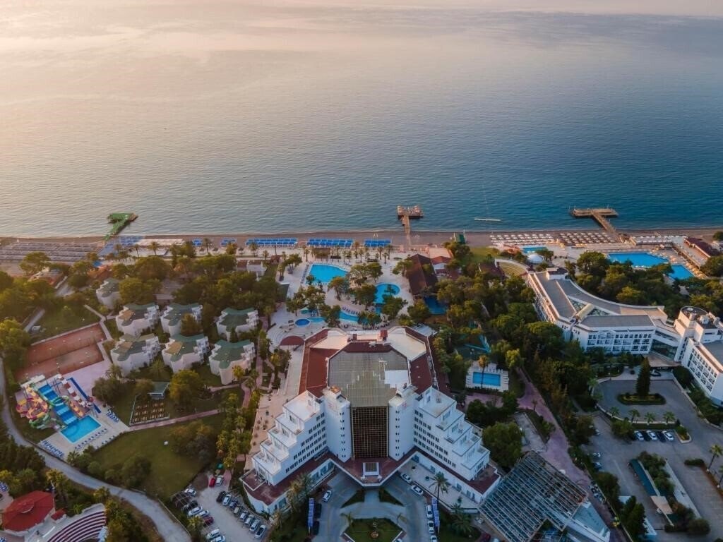 Апартаменти Royal Palm Resort 5*