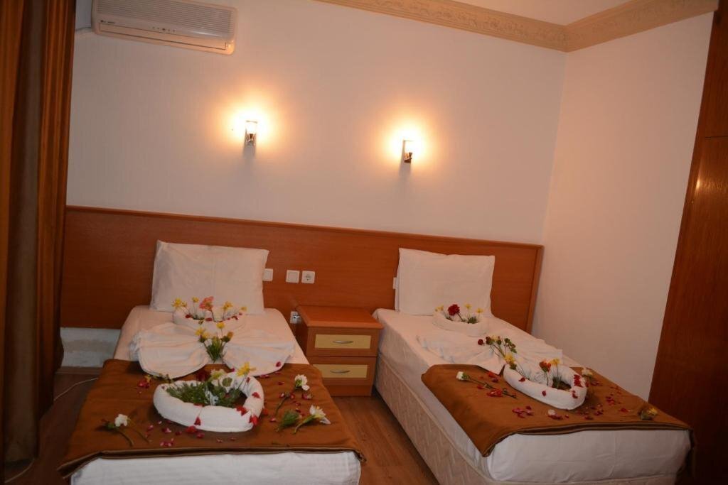 Территория Vois Kemer Hotel & SPA (ex. Vois Hotel Kemer, Mojna Hotel, Arikan Inn Hotel, Arikan Park Hotel, Arikan Hotel) 3*