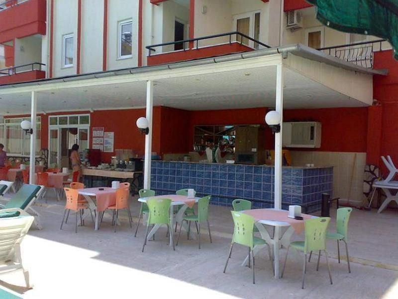 Территория Club Family Garden (ex. Club Troyka Garden) 3*