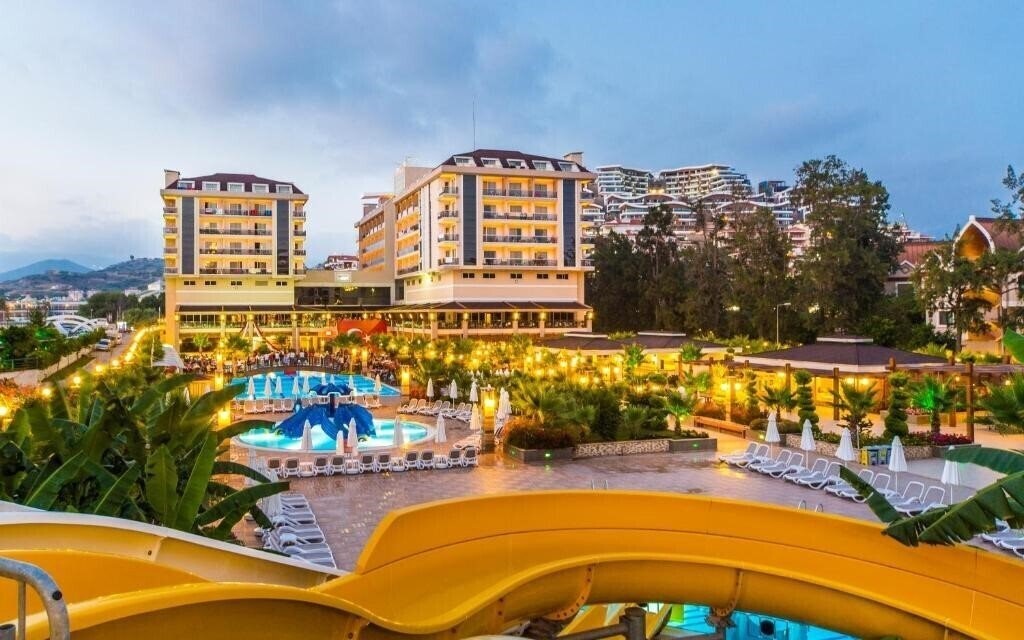 Готель Dizalya Palm Garden Hotel 5*