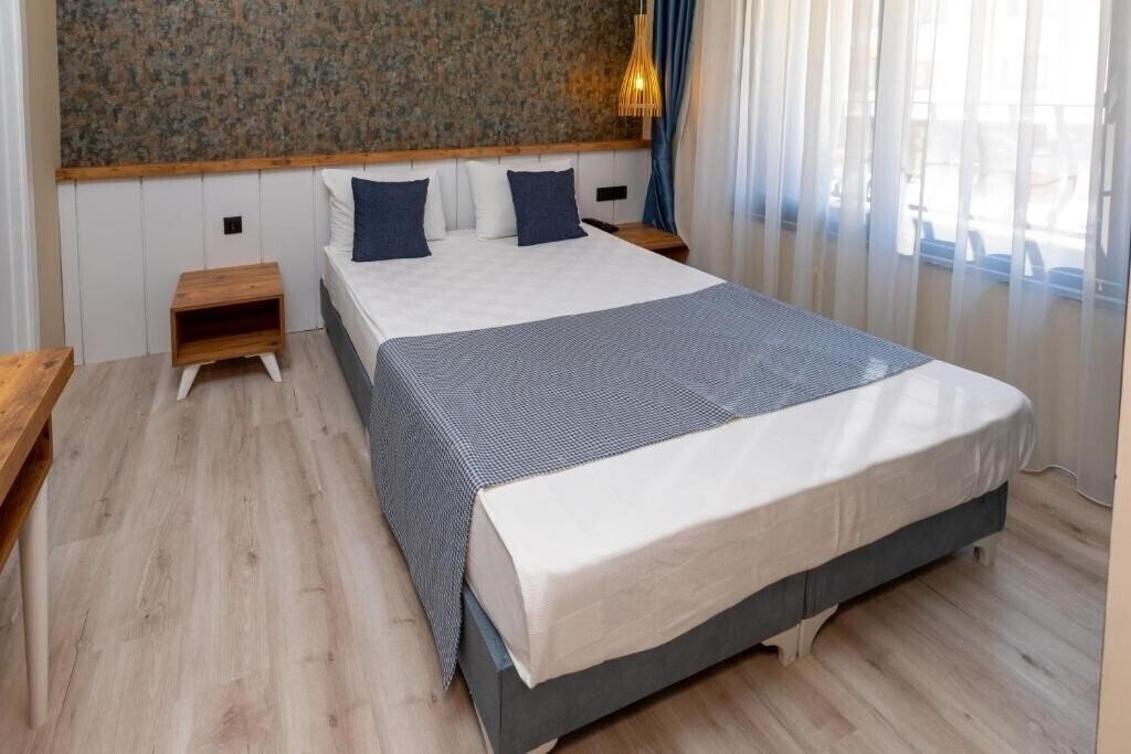 Панорама Der Inn Konyaaltı (ex. Der Inn Hotel Konyaalti Boutique, Antalyali Hotel) 4*