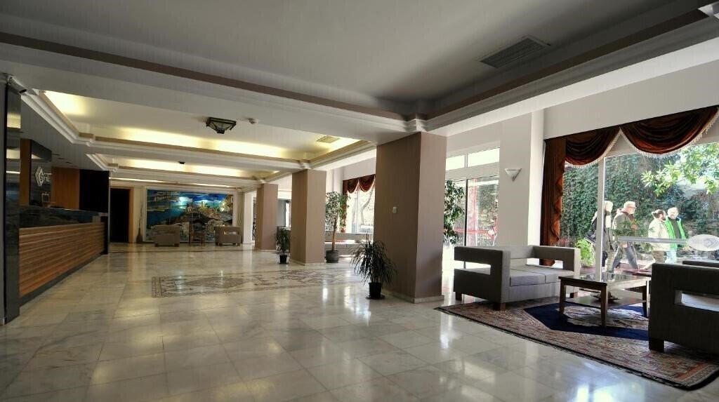 Панорама Surtel Hotel 3*
