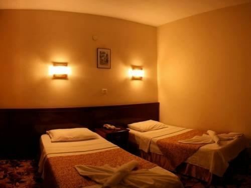 Апартаменты Hotel Minay 3*