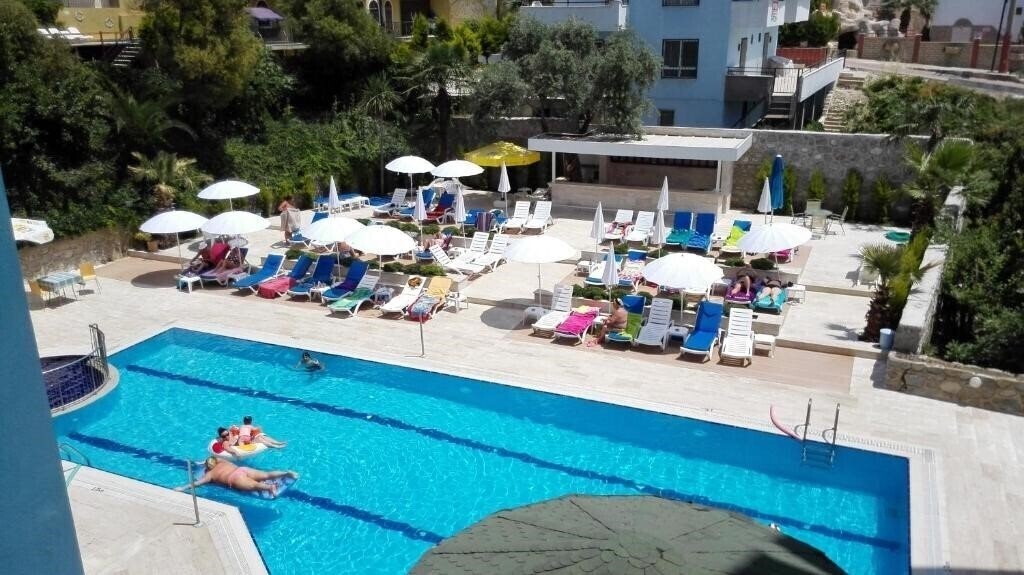 Территория Happy Apart 3*