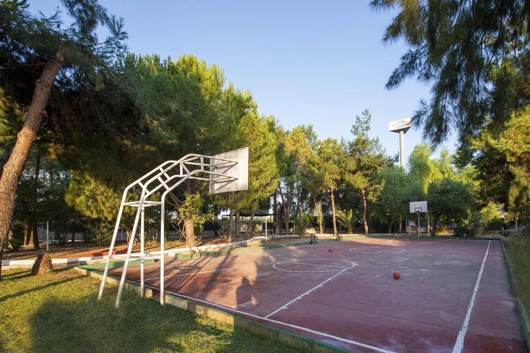 Вид Flora Suites Hotel (ex. Flora Hotel Suites, Flora Hotel & Apart) 3*