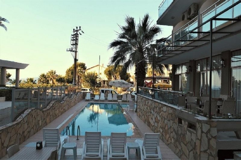 Вид Fiskos Beach Hotel (ex. La Perla Beach) 3*