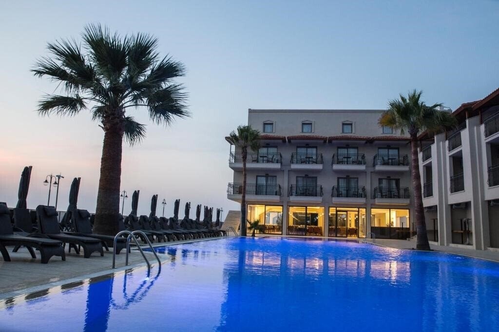 Панорама Neopol Hotel Special Class 3*