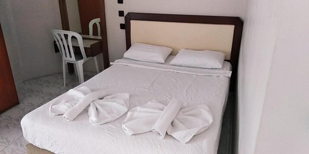 Апартаменты Ladies Beach Hotel 3*