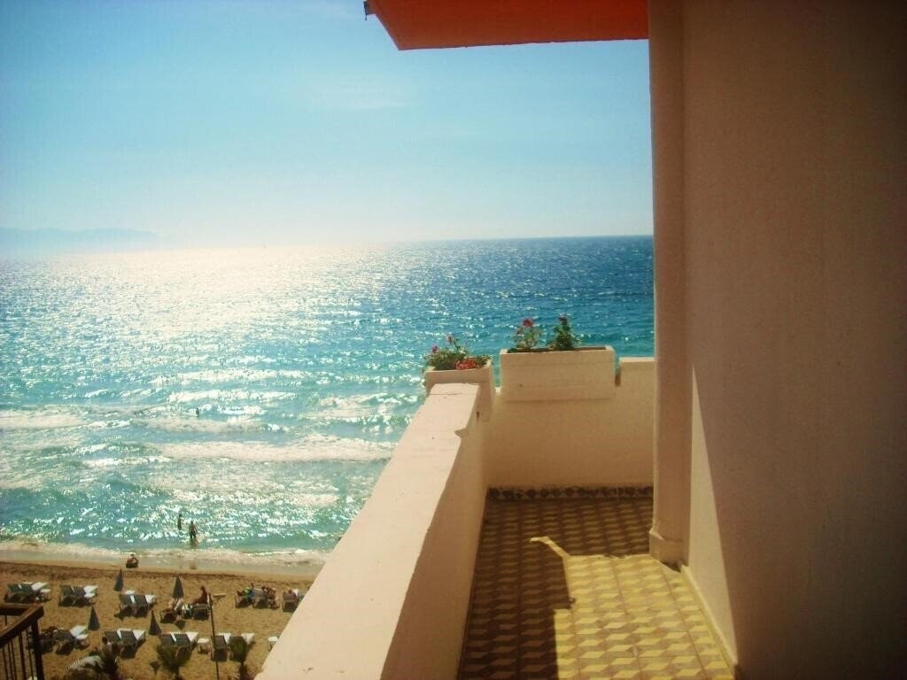 Панорама Ladies Beach Hotel 3*