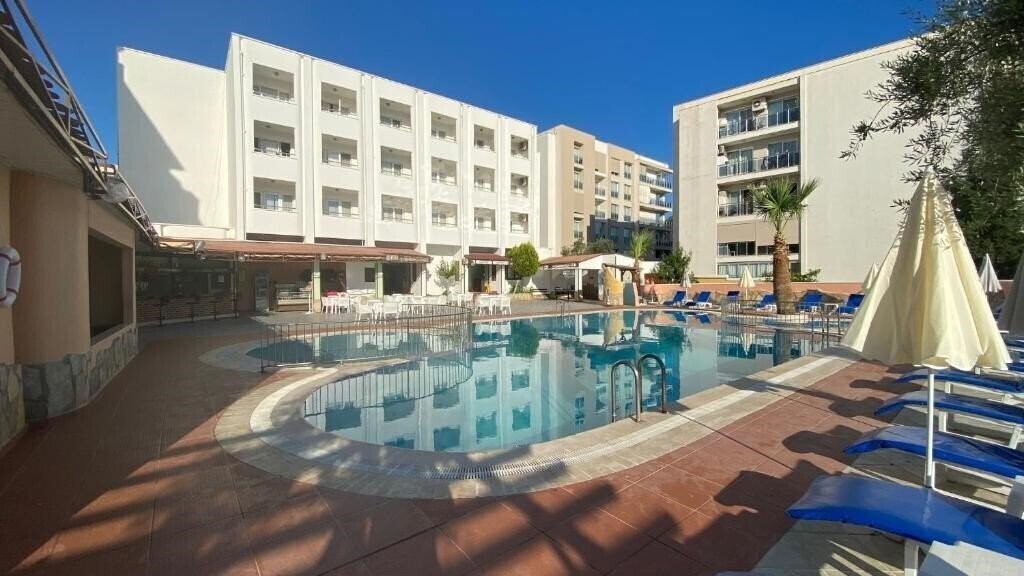 Готель Oya Family Suites (ex. Oya Apart) 3*