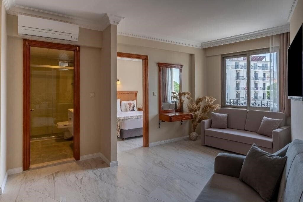 Апартаменти Rosy Suites Hotel 2*