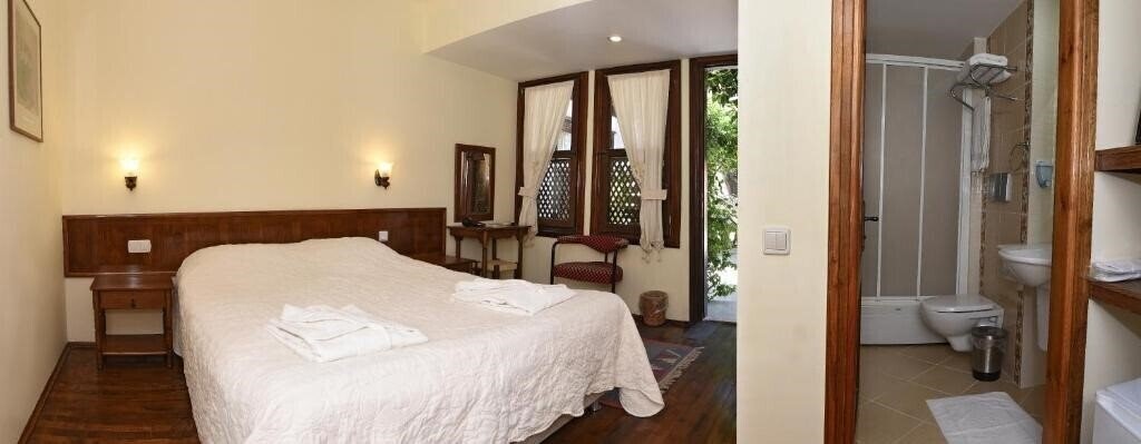 Апартаменти Villa Konak Hotel 3*