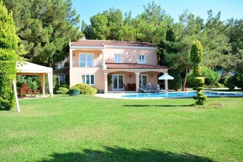 Вид Pine Club Boutique 4*