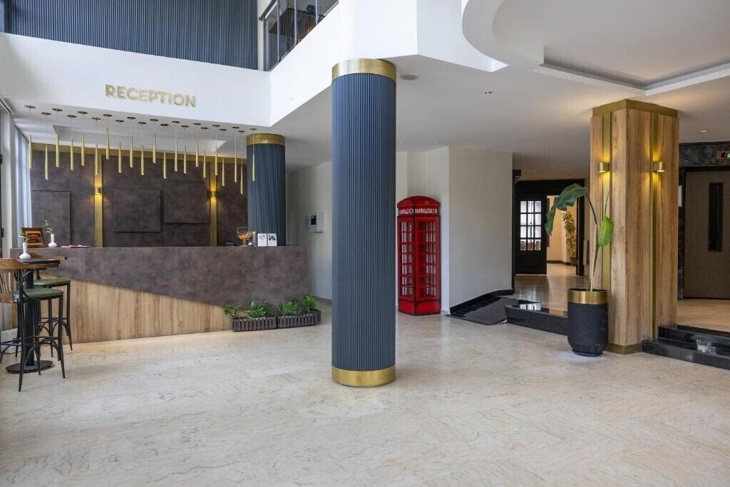 Территория Rest & More by Dedeman (ex. Queen Marin Hotel, Grand Hotel Kurdoglu) 4*