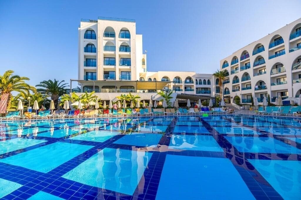 Вид Infinity by Yelken Kusadasi (ex. Imbat Hotel) 5*