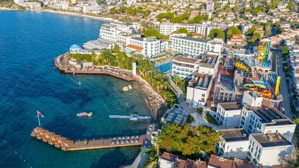 Апартаменти Infinity by Yelken Kusadasi (ex. Imbat Hotel) 5*