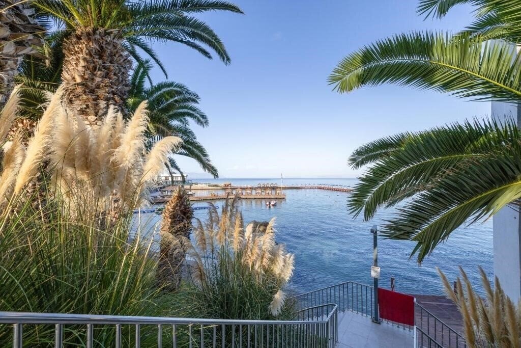 Панорама Infinity by Yelken Kusadasi (ex. Imbat Hotel) 5*