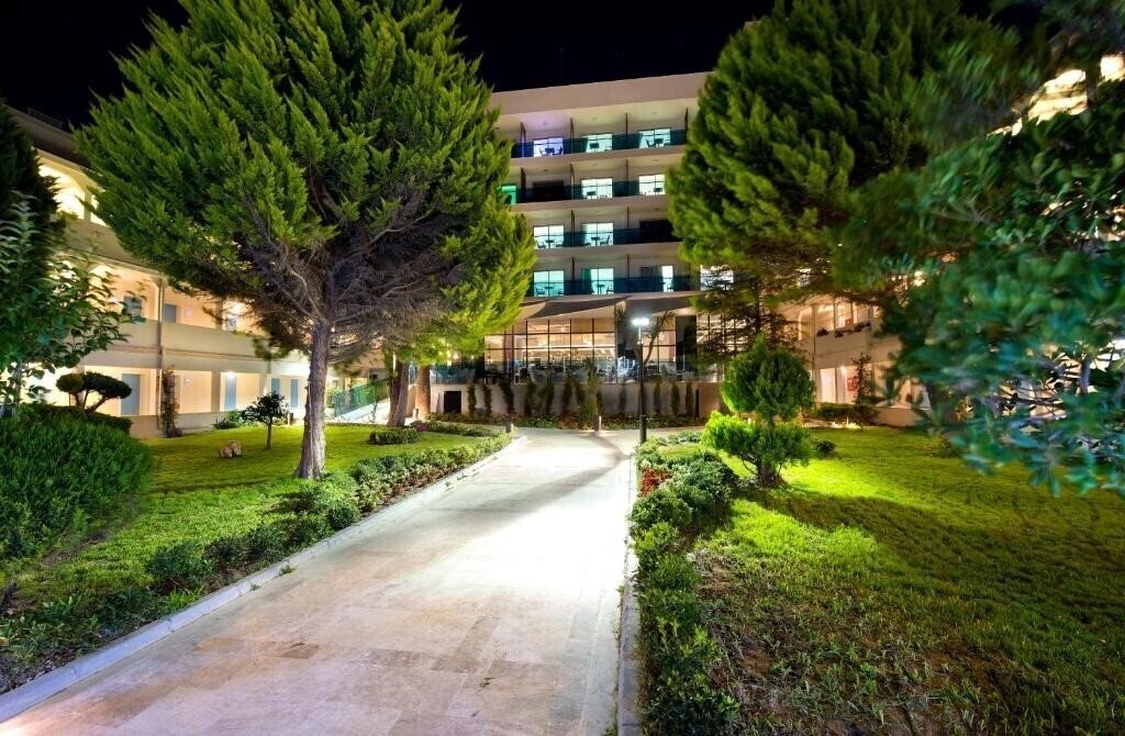 Апартаменты Club Mersin Beach 4*