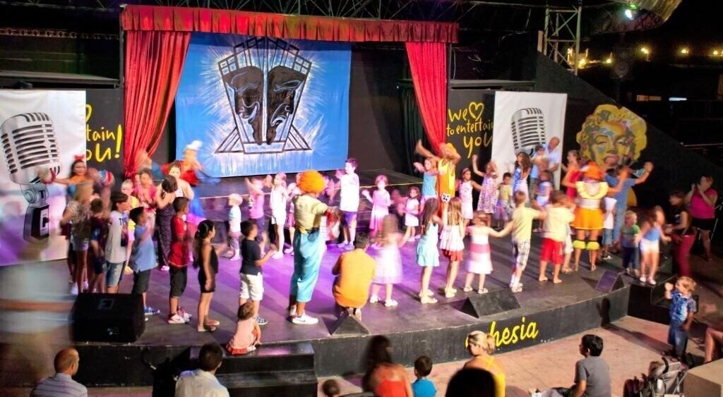 Картинка Ephesia Holiday Beach Club 4*