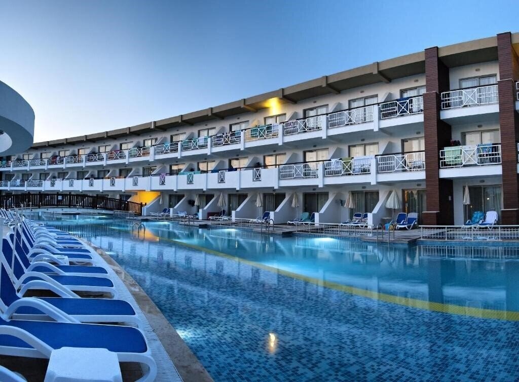 Территория Ephesia Holiday Beach Club 4*