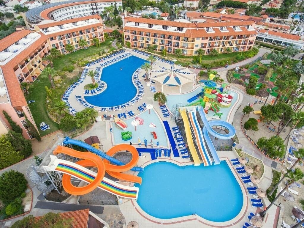 Апартаменты Ephesia Holiday Beach Club 4*