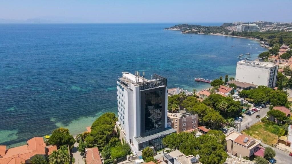 Отель Signature Blue Resort Kusadasi (ex. Grand Ozcelik) 5*