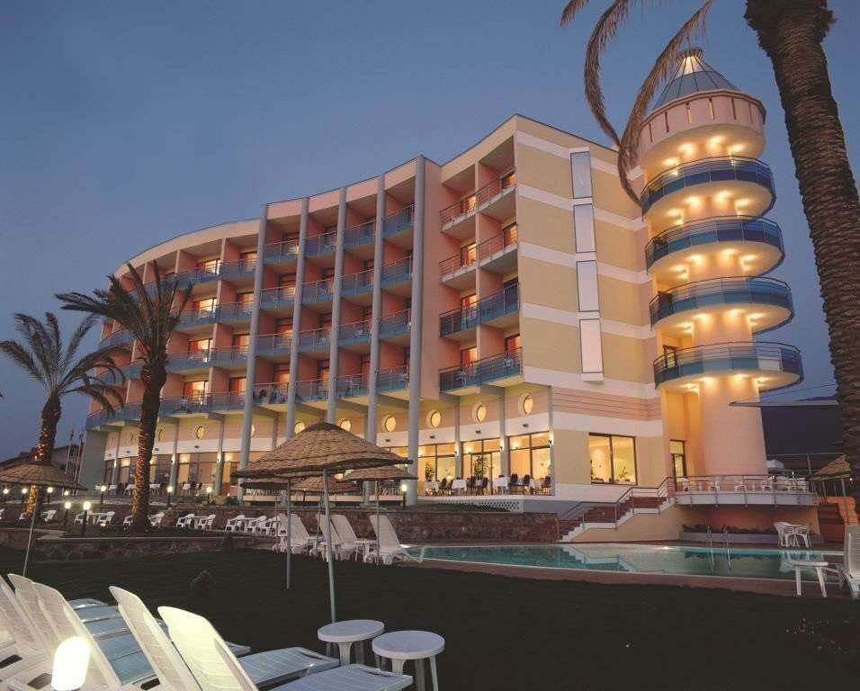 Вид Faustina Hotel 4*