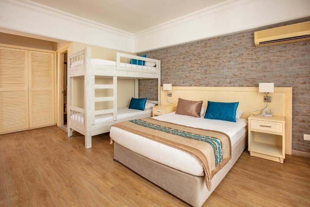 Вид Palmin Hotel 4*
