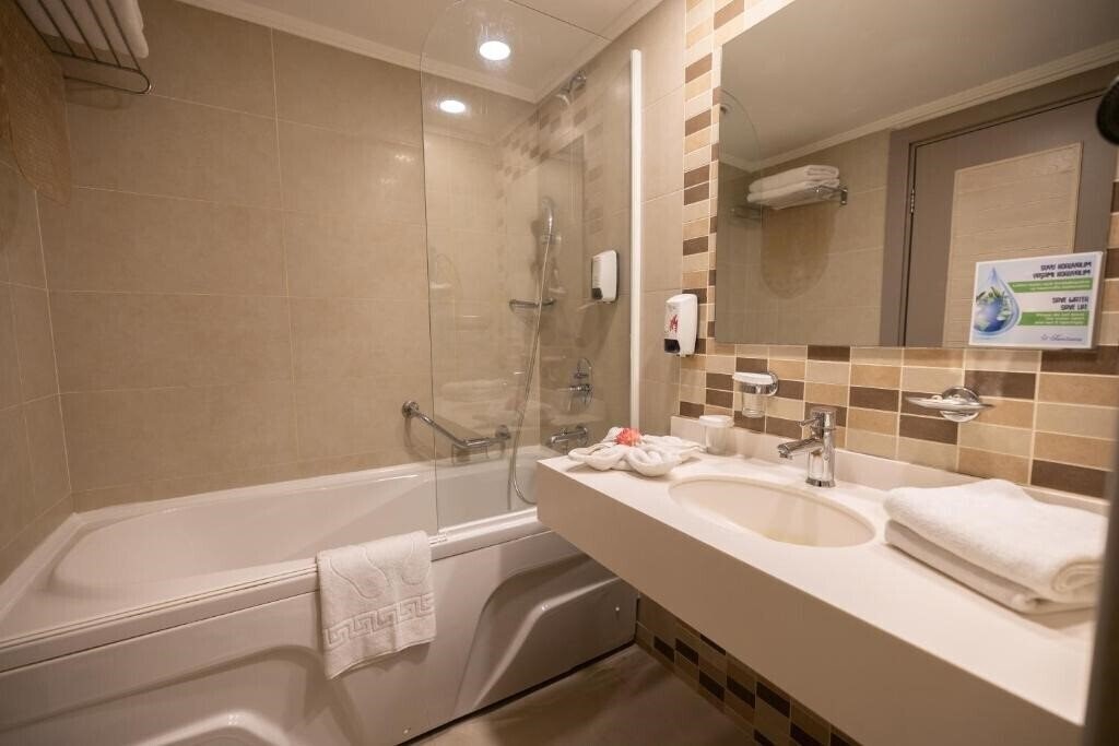 Вид Fantasia Hotel DeLuxe 5*
