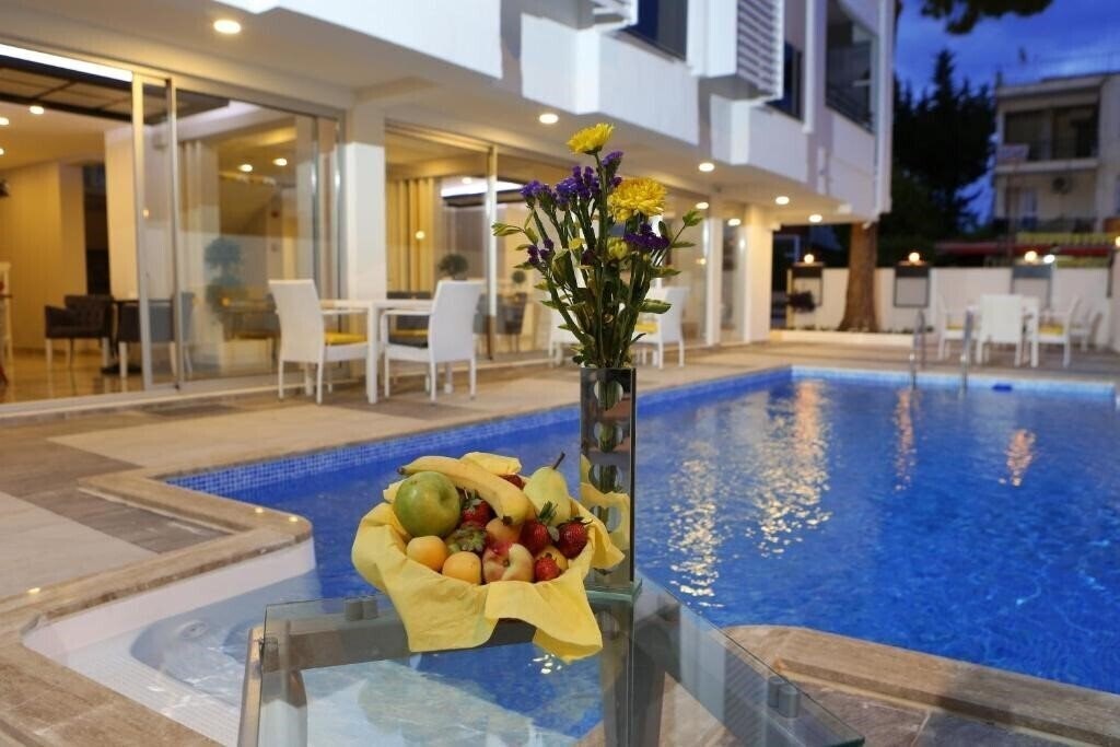 Зображення Lets Stay Boutique Hotel 4*