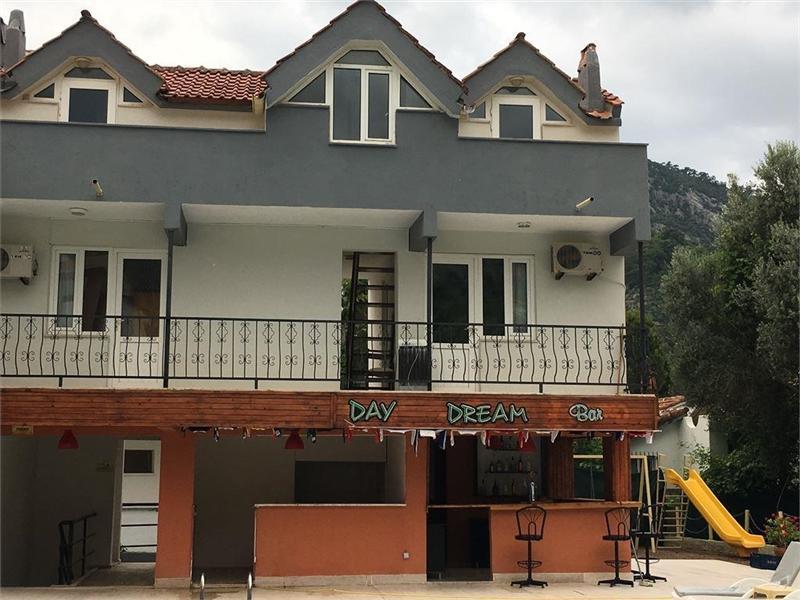 Територія Zeus Turunc Hotel 3*