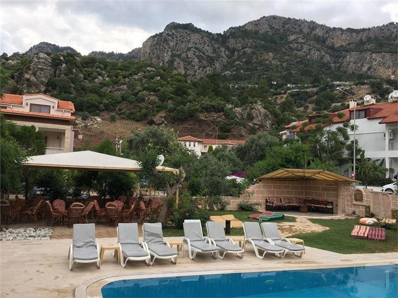 Апартаменти Zeus Turunc Hotel 3*